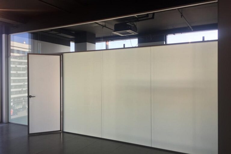 How Does Smart Glass Function off