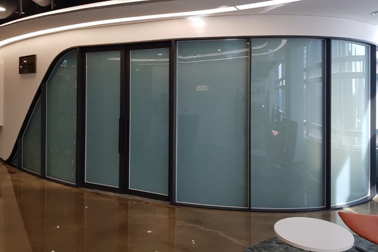 Smart Glass for Retail Spaces