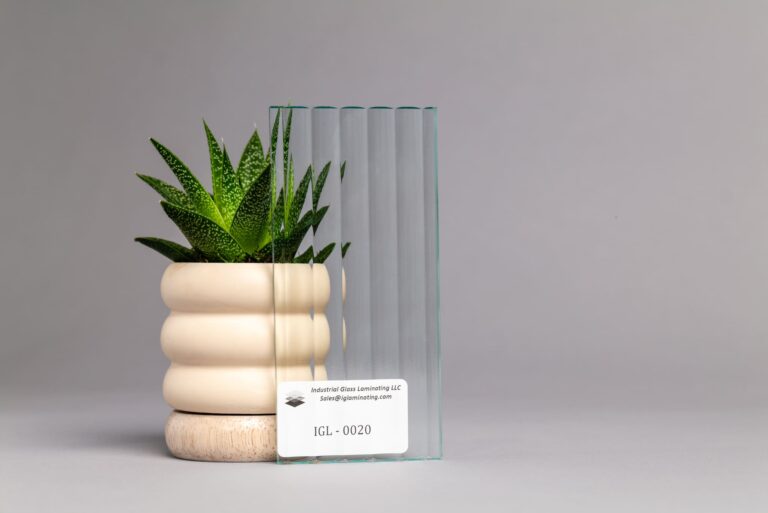 IGL-0020-Fluted/reeded glass
