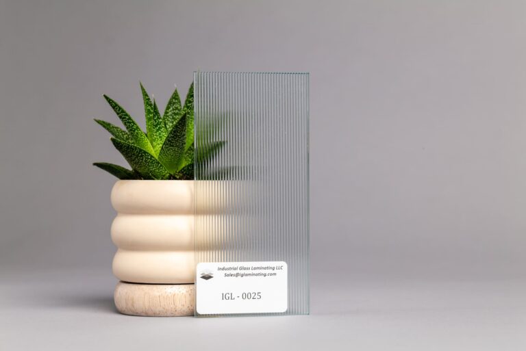 IGL-0025-Fluted/reeded glass
