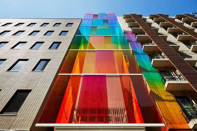 Colored Laminated Glass in Public buildings