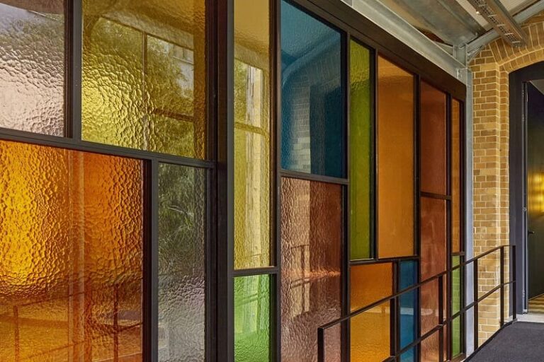 colored-laminated-glass-in-nyc 2