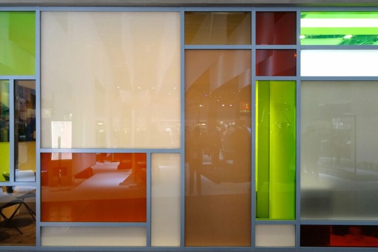 colored-laminated-glass-in-nyc 4