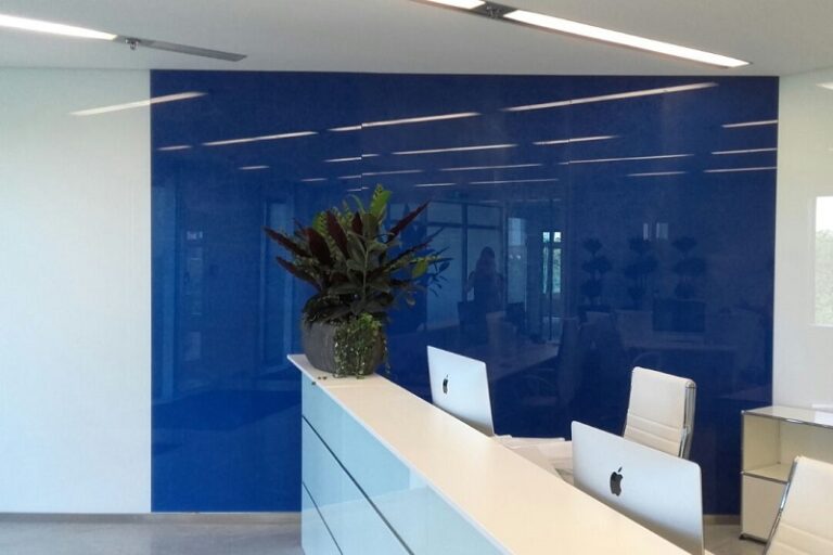 colored-laminated-glass-in-nyc 5