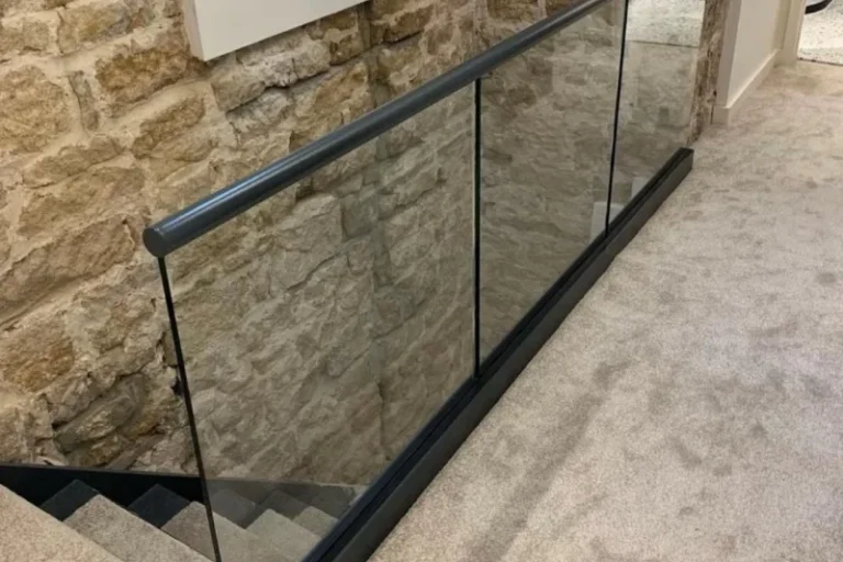 Channel-mounted systems Railings