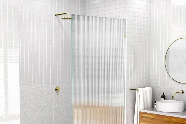 Fixed Panels and Shower Screens laminated Doors